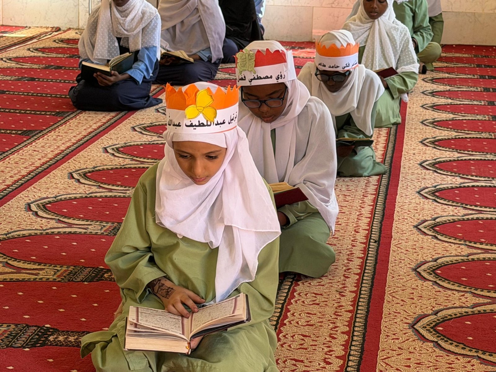 مشاركة وتألق الطلاب في مسابقة جمعية الرحمة العالمية لحفظ القرآن الكريم عبر منصة «قُرّاء»